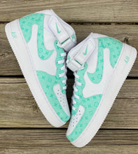 Load image into Gallery viewer, Tiffany Blue Monogram