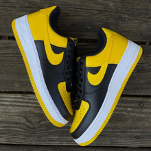Load image into Gallery viewer, Black & Yellow